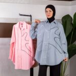 قميص نسائي بتصميم زخرفي متموج